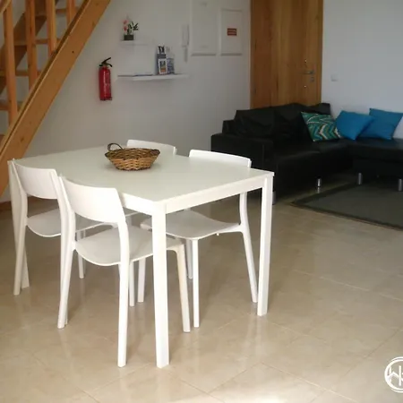 Azores - Lagoa's Place Tatil Evi