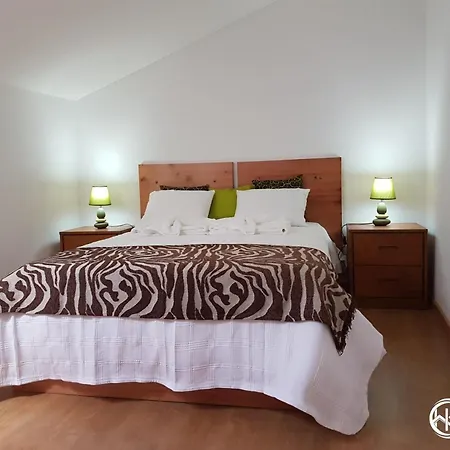 Azores - Lagoa's Place * Lagoa (Azores)